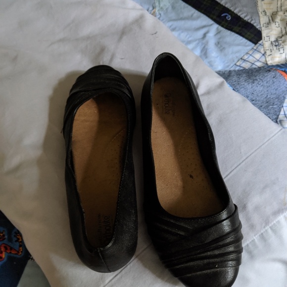 Clogs - Picture 5 of 8